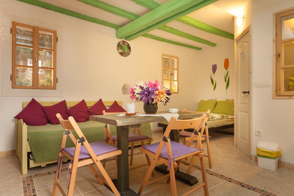 Studio With Garden In Rovigno Esterno foto