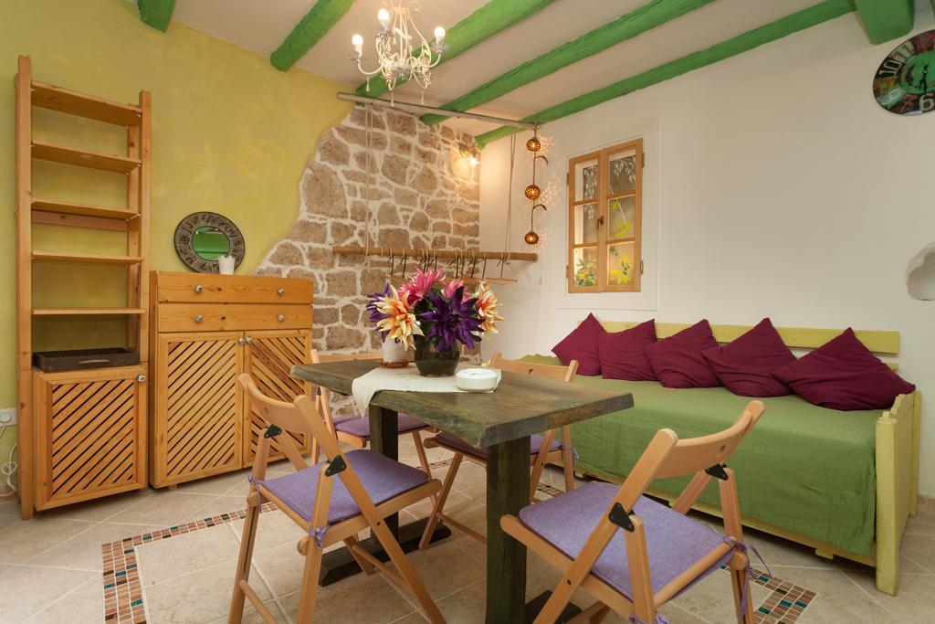 Studio With Garden In Rovigno Esterno foto